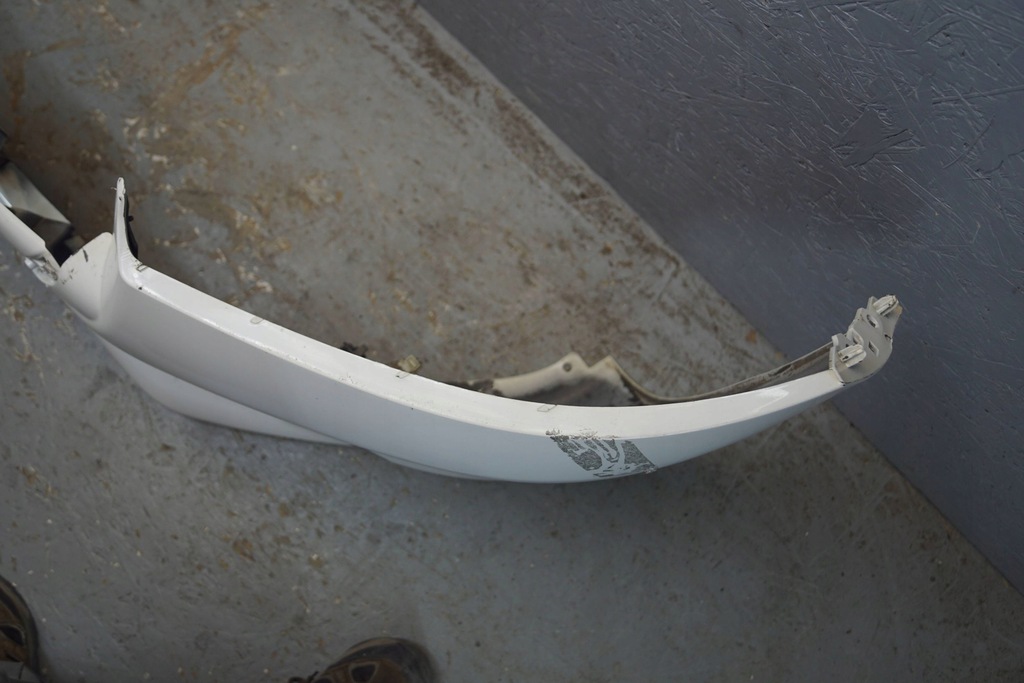 фото №8, Peugeot 208 i бампер перед z2151