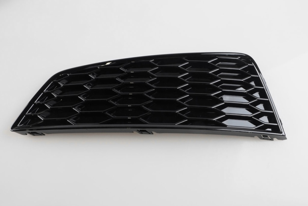 фото №1, Audi q3 8u передняя часть бампер left air guide решётка 8u0807681st94