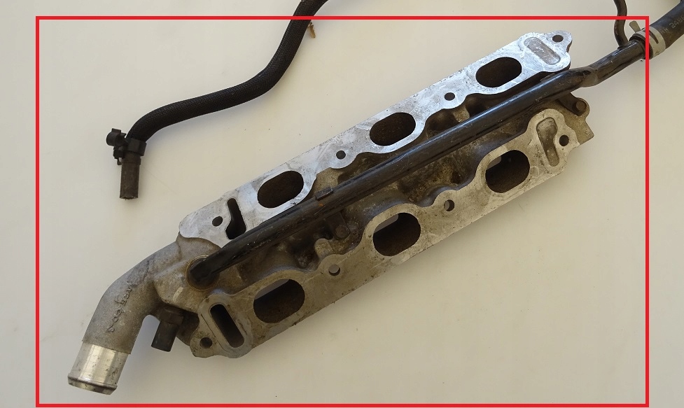 фото №1, 2010 challenger 3.5 коллектор всасывающий основание воздухозаборник