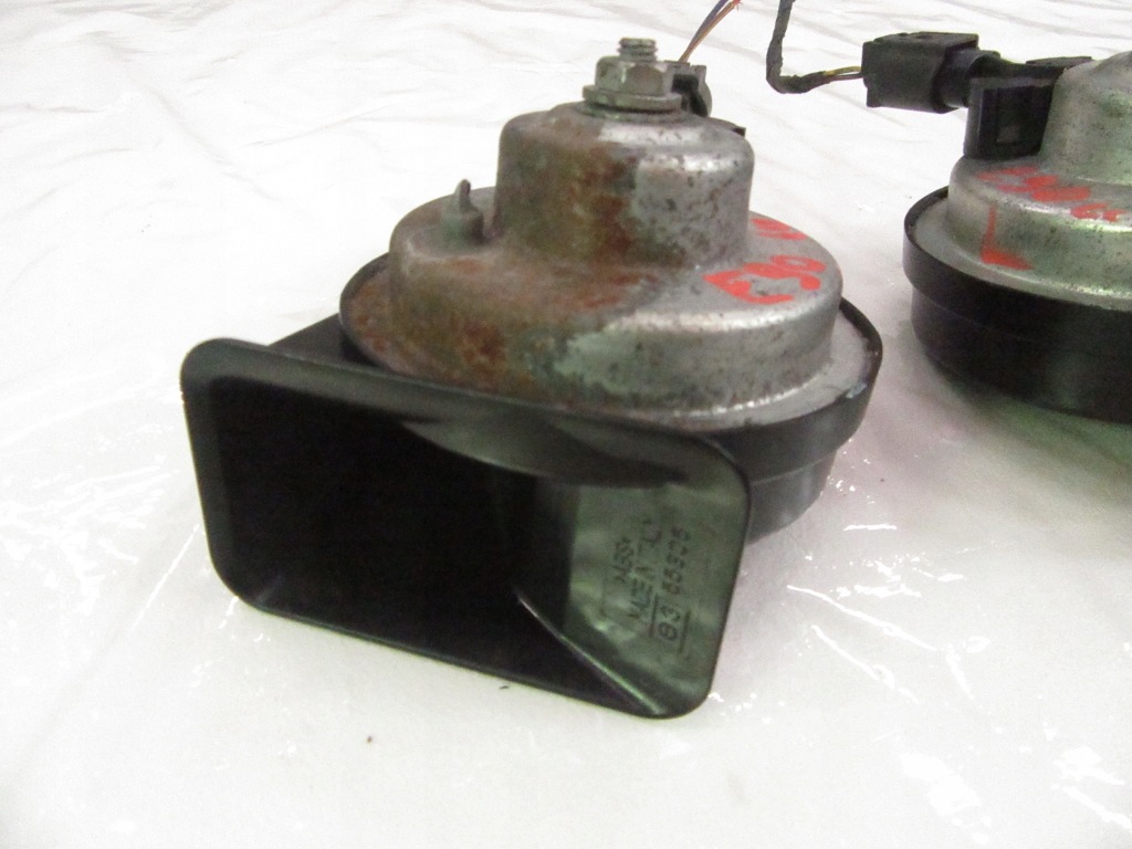 Клаксон сигнал кронштейн bmw e84 e90 e91 e92 e93 комплект штекер в Украине