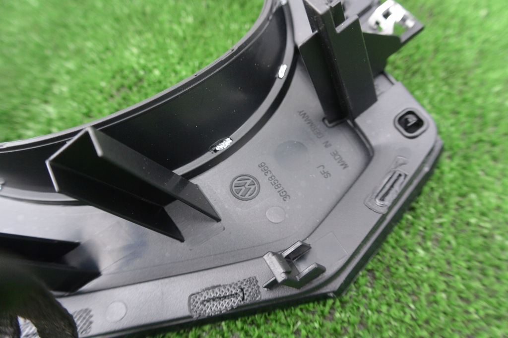 фото №9, Защита рамка корпус спидометра vw passat b8 eu