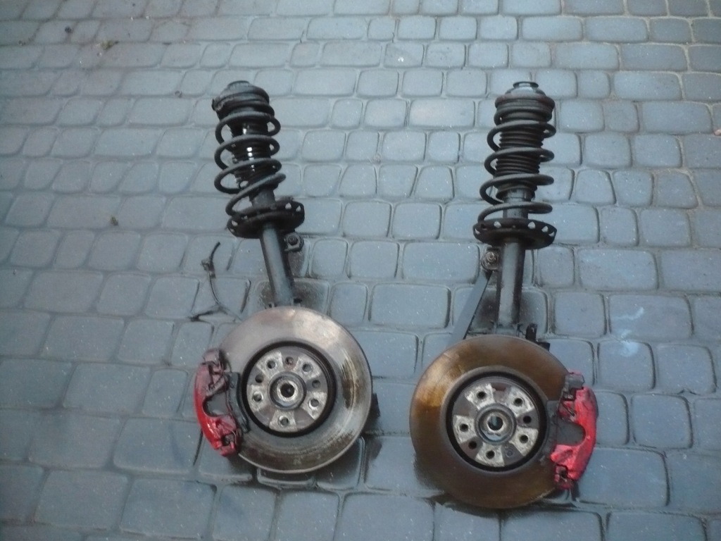 фото №1, Поворотний кулак ступиця перед p l opel astra iii gtc 2.0t