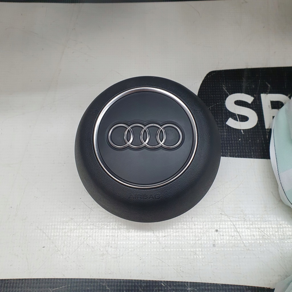 фото №7, Audi a3 8y приборная панель консоль nowa сшитая подушки безопасности ремни подушка безопасности серая нитка s3 rs3