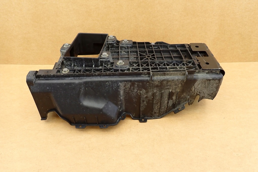 Jeep wrangler jl 2018- основание аккумулятор кронштейн кронштейн 68275851af оригинальный номер Киев