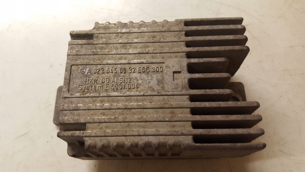 фото №1, Mercedes блок керування вентилятора a0235456832