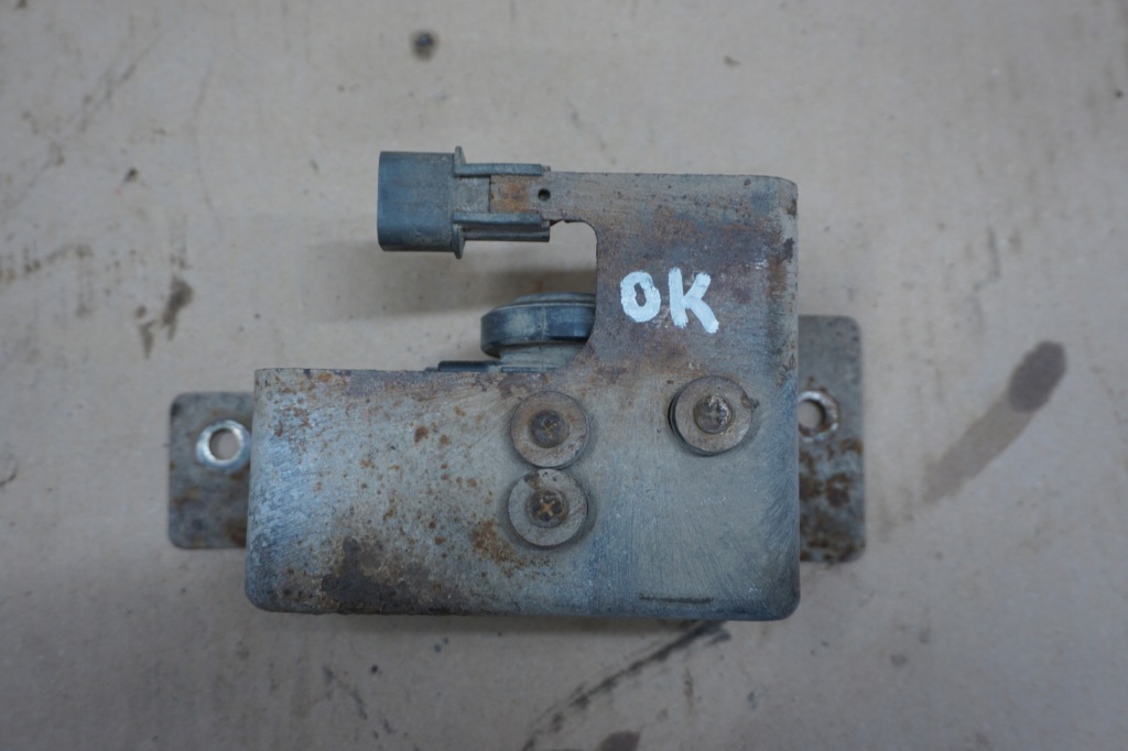 Suzuki grand vitara 1 załącznik помпа привода мост перед 98-05r Недорого