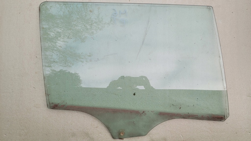 фото №1, Mazda 6 i kombi стекло дверь правый задняя