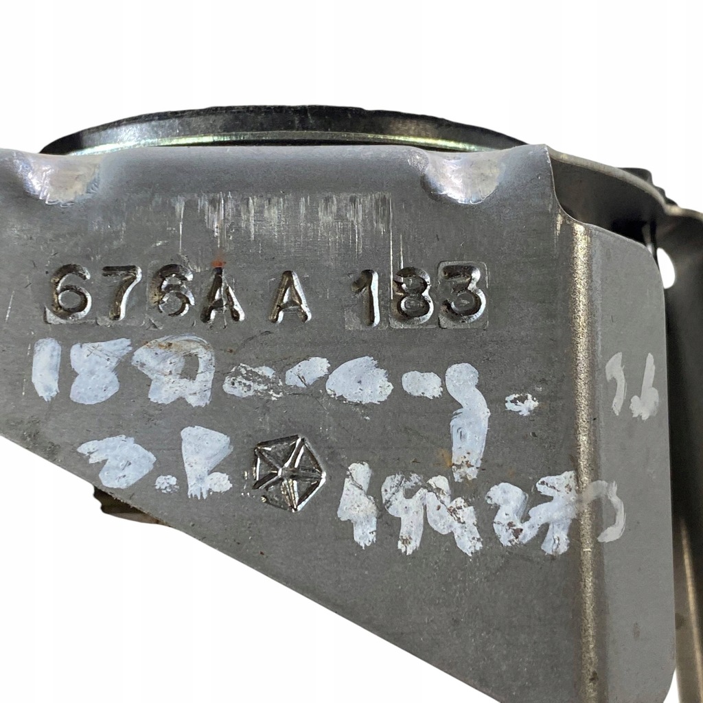 фото №8, Dodge durango 2018 правая сторона динамик панели приборной панели