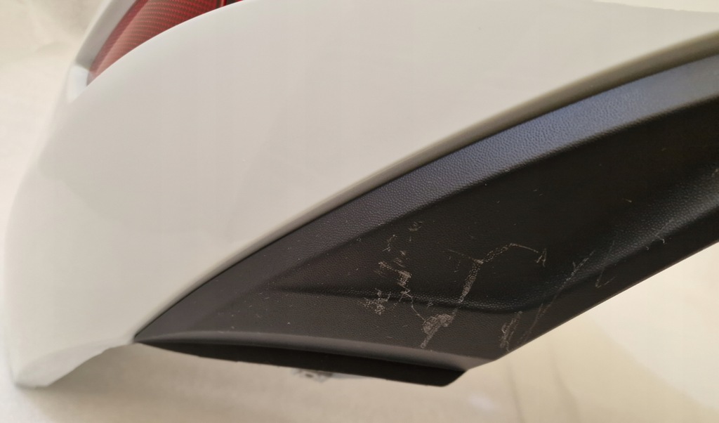 фото №15, Бампер задній vw touran бампер 4pdc lc9a задня 5ta807421ab