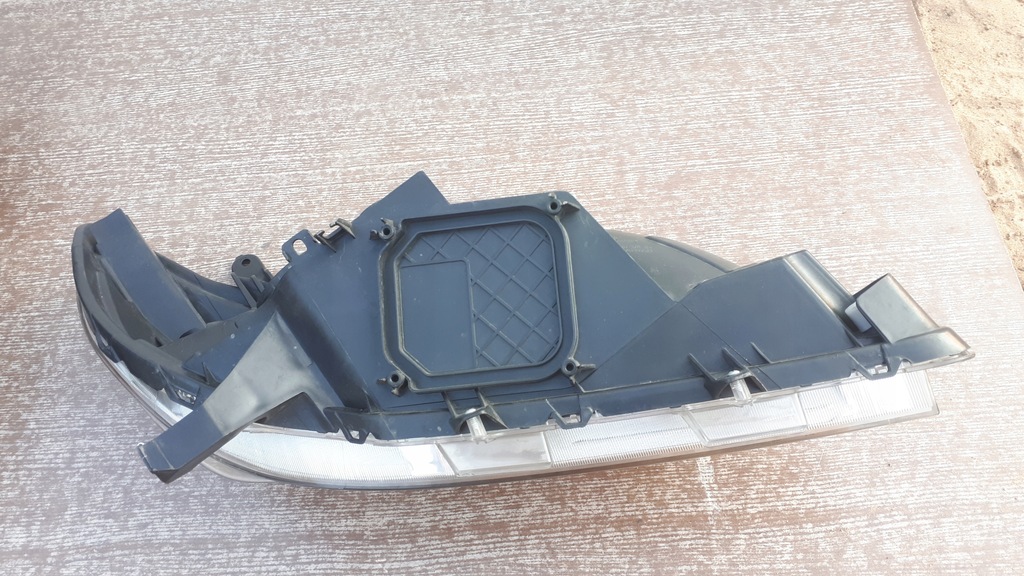 фото №8, Toyota sienna 10- лампа левая передняя перед