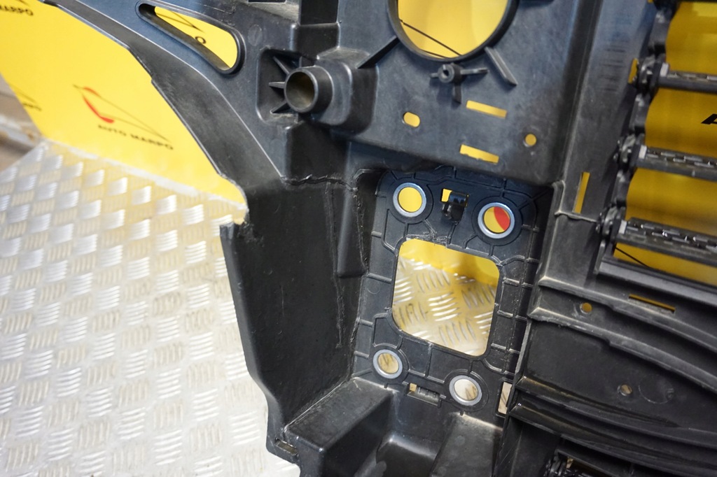 фото №8, Ford explorer 2020 - 2022 підсилювач передній pas перед usa