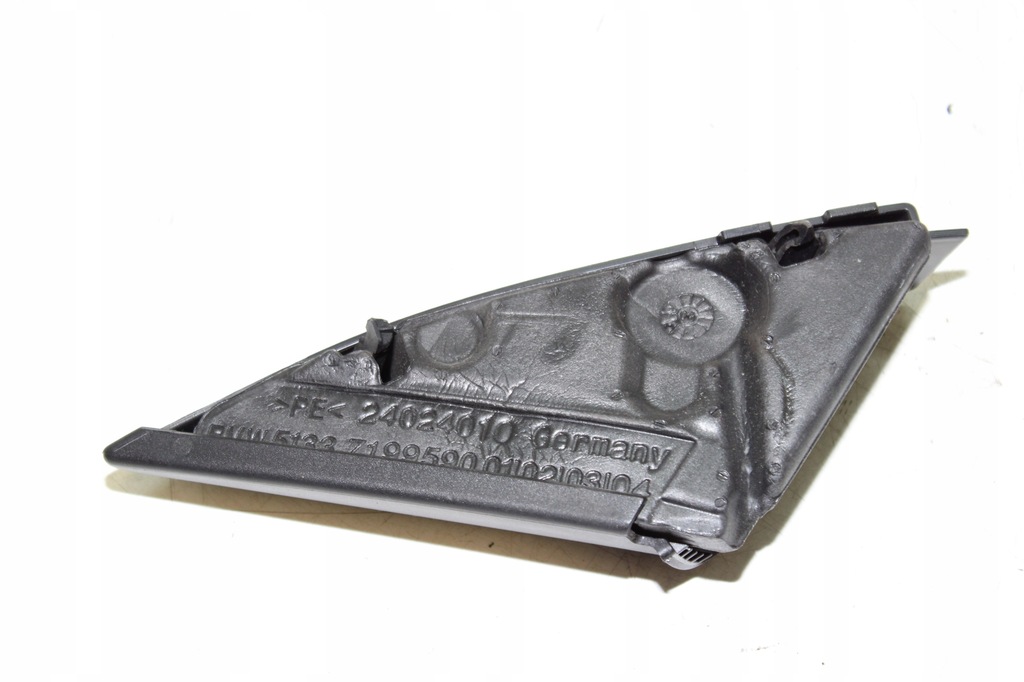 фото №4, Bmw e81 прокладка піна трикутник дзеркало права захист 7199590