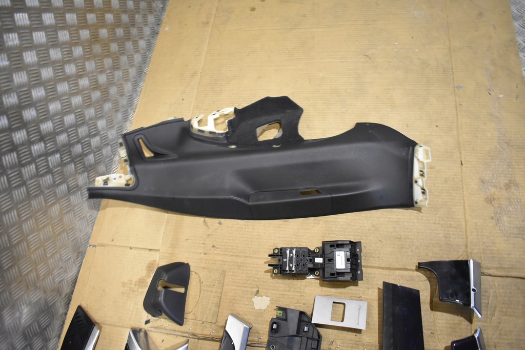 фото №14, Сидіння шкіра модулі підігрів drewno piano декори porsche panamera 970 lift 1