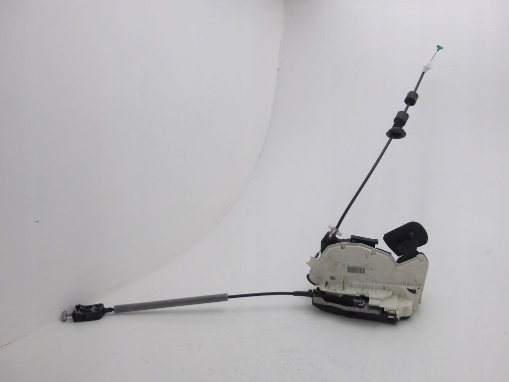 фото №1, Замок дверь задняя левая skoda rapid 2013 5e0839015