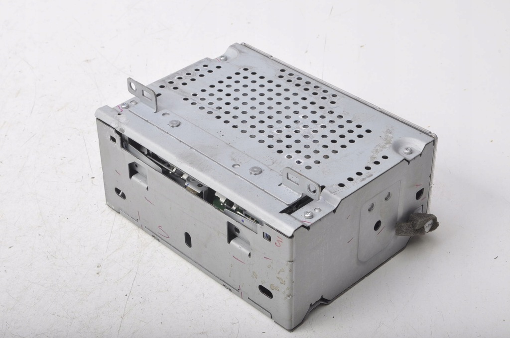 фото №1, Ford transit connect mk2 радио cd dt1t-18c815-fj