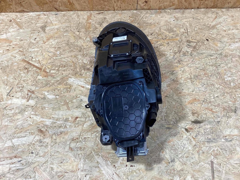 фото №14, Porsche 911 992 лампы левая правая matrix ece 9p5941060e 9p5941059e