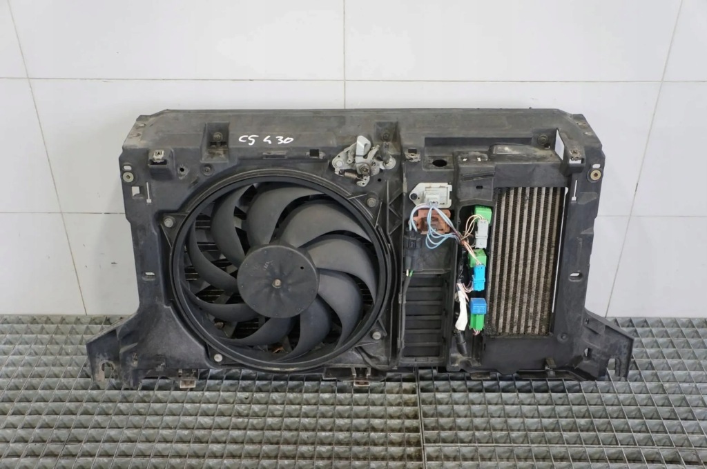 фото №1, Pas передний радиатор интеркулер вентилятор citroen c5 i 2.0 hdi kpl