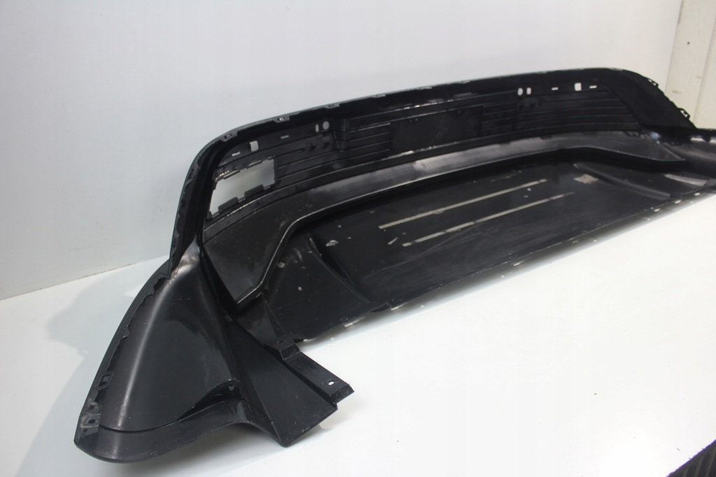 фото №6, Диффузор спойлер накладка бампер задняя porsche taycan полный 9j1807983f