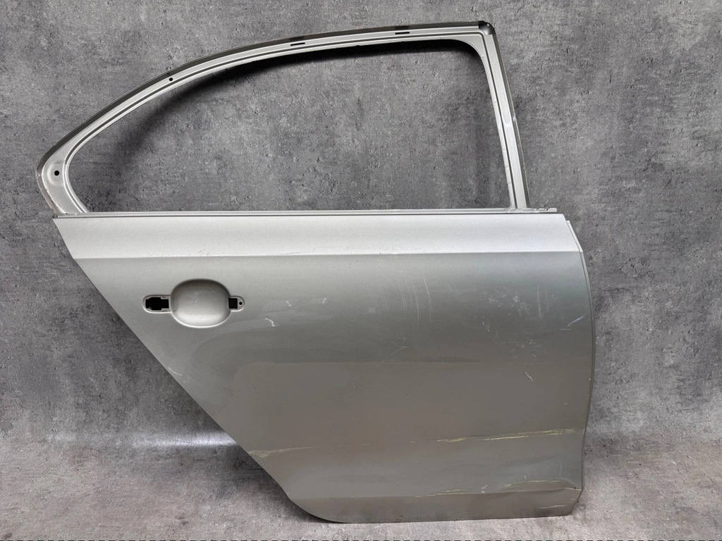 фото №1, Двері праве задня vw jetta vi sedan