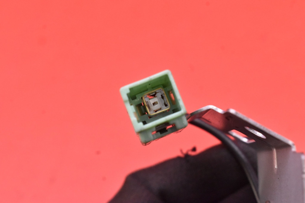 фото №6, Антена gps n24366dy0 mazda mx5 mx-5 4 iv nd 15-21