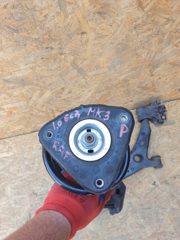 фото №5, Ford focus mk3 поворотный кулак амортизационная стойка правый перед