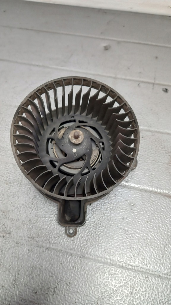 фото №1, Вентилятор обігрівача peugeot partner 1.9t 99r
