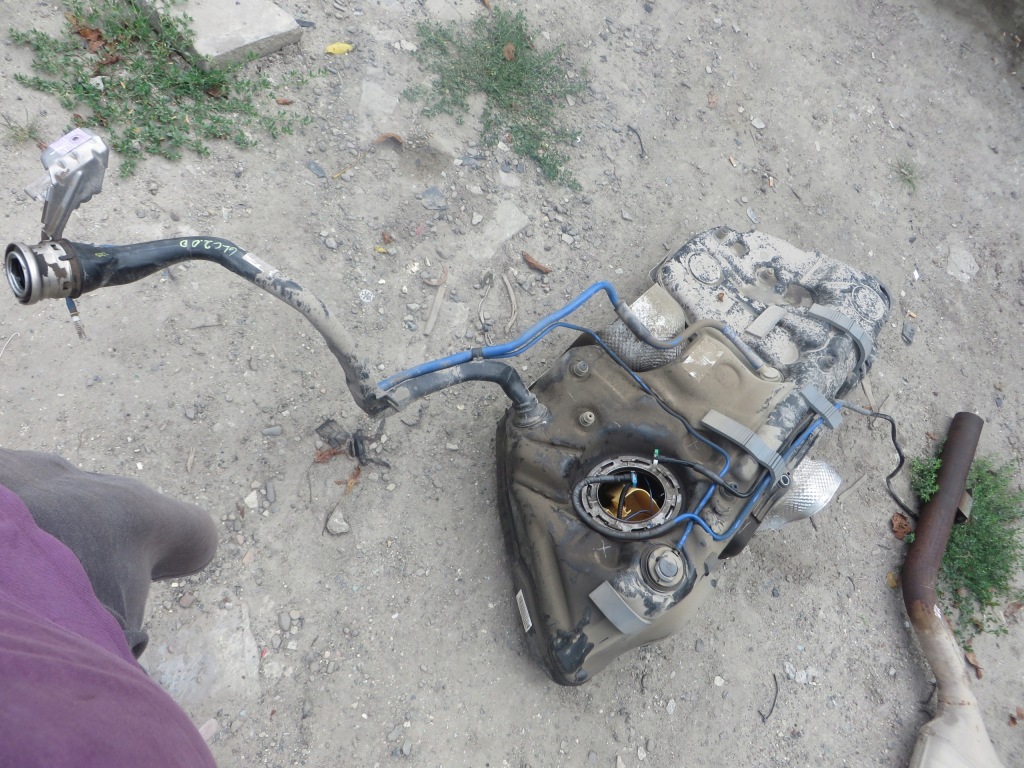 Купить Бак топлива mercedes glc w253 2534707101 x