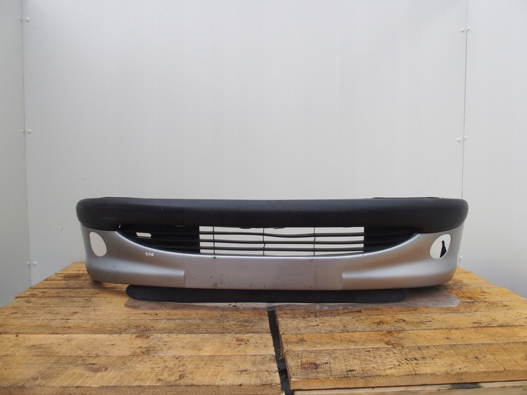 фото №1, Peugeot 206 бампер перед передний