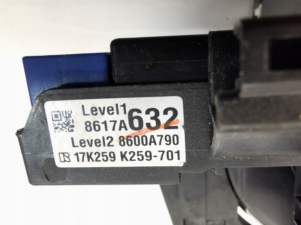 фото №8, Eclipse cross датчик kąta поворота 3pin лента