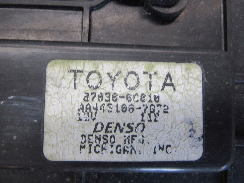 фото №7, Toyota sequoia 4.7i 03 обігрівач повітродувка випарник задня kpl