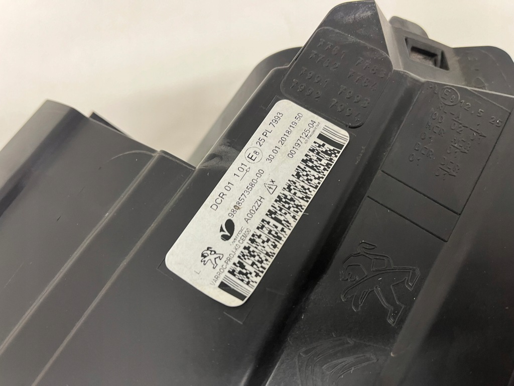 фото №16, Peugeot traveller expert лампа правая левая ксенон 16 -