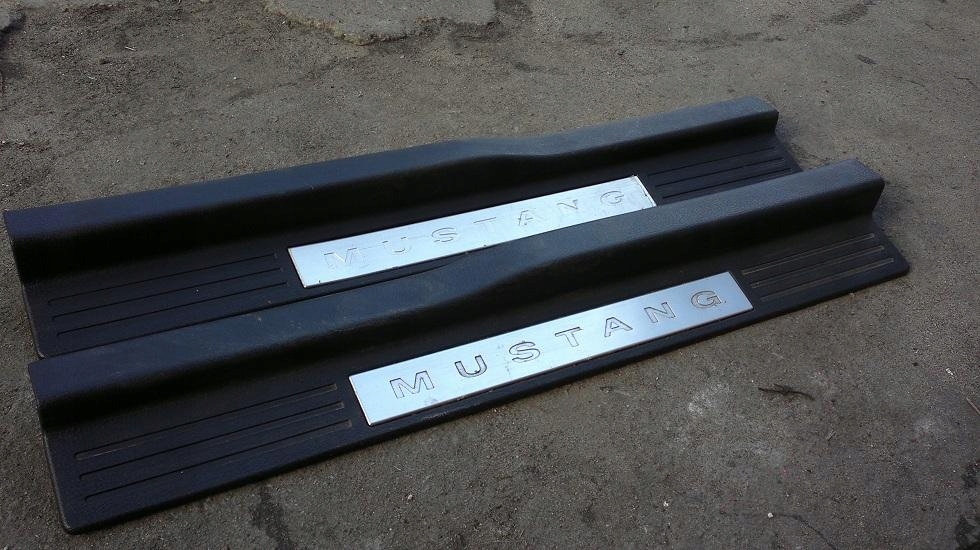 фото №1, Комплект молдинг накладки накладка mustang 2005 2009