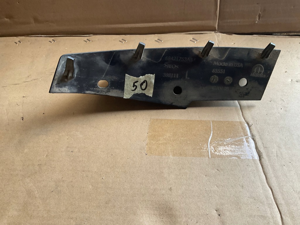 фото №4, Grand cherokee брызговик 2021 спойлер