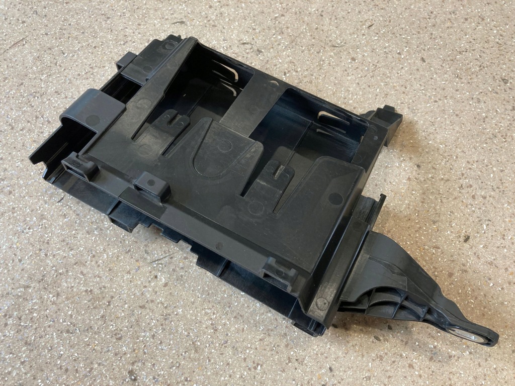 Кронштейн компьютер двигателя bmw 8 g14 7935548 с Разборки