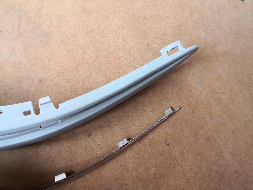 Купить Накладка бампера сторона левый перед хромированная do mercedes w211 2002-2006