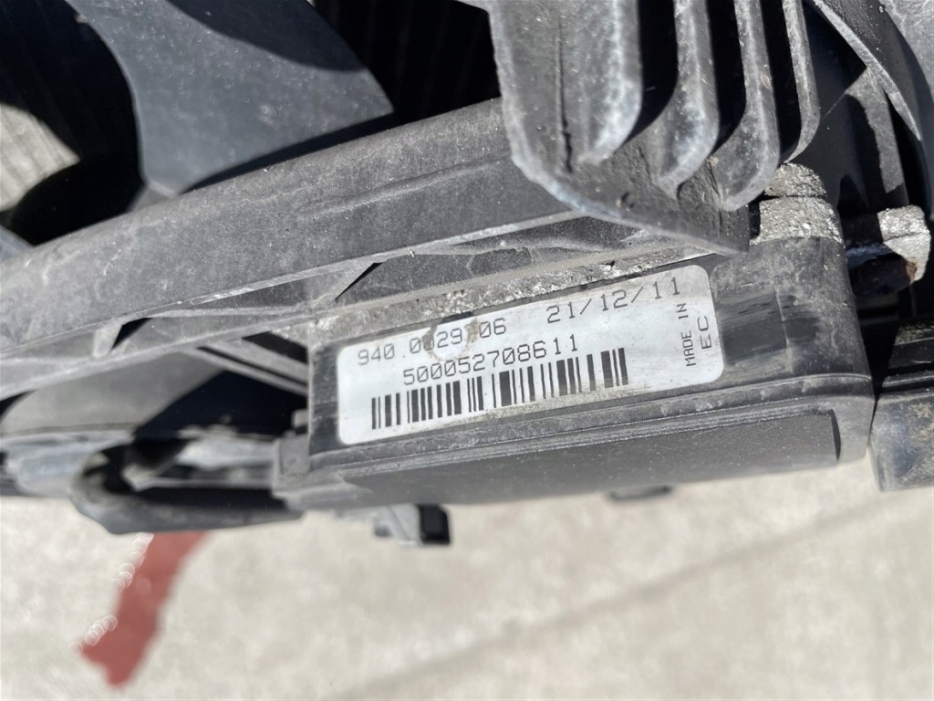 Радіатор води + вентилятор 2.2 tdci fwd ford transit mk7 11-13 в Україні