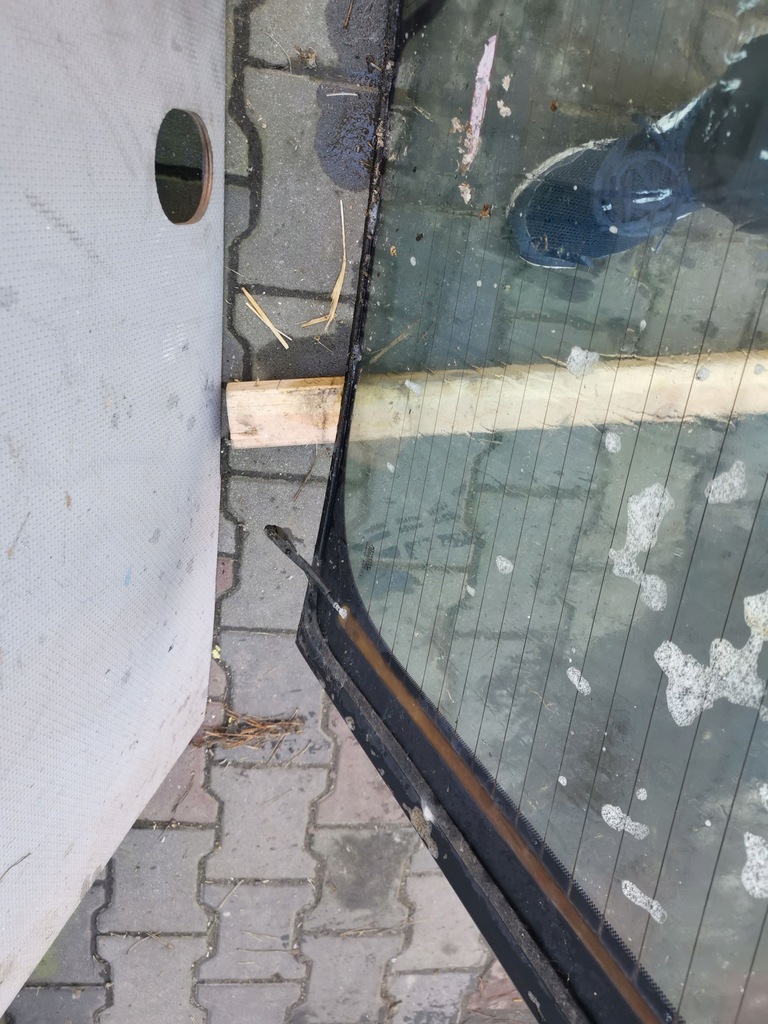 фото №4, Стекло задняя задняя toyota avensis t25 hb