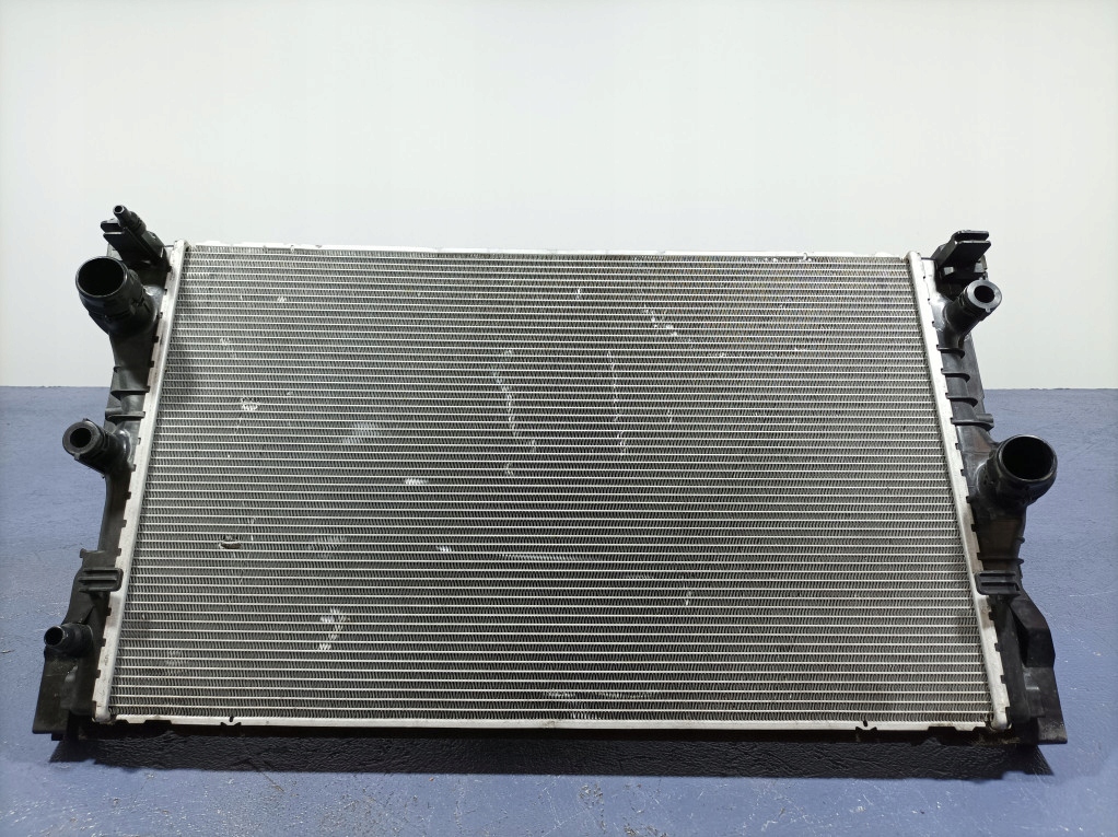 Bmw 5 g30 g31 3.0 d b57 265 km радиатор воды 8590047 в Украине