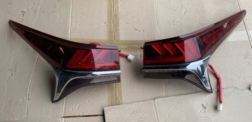 фото №1, Лампы лампа задняя w крыло крышка комплект левая правая lexus ls 500