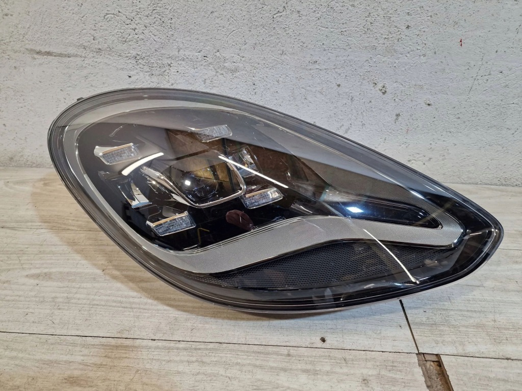 Купить Porsche panamera 2 971 2016- фара правый  левая европа  full led 971941034k