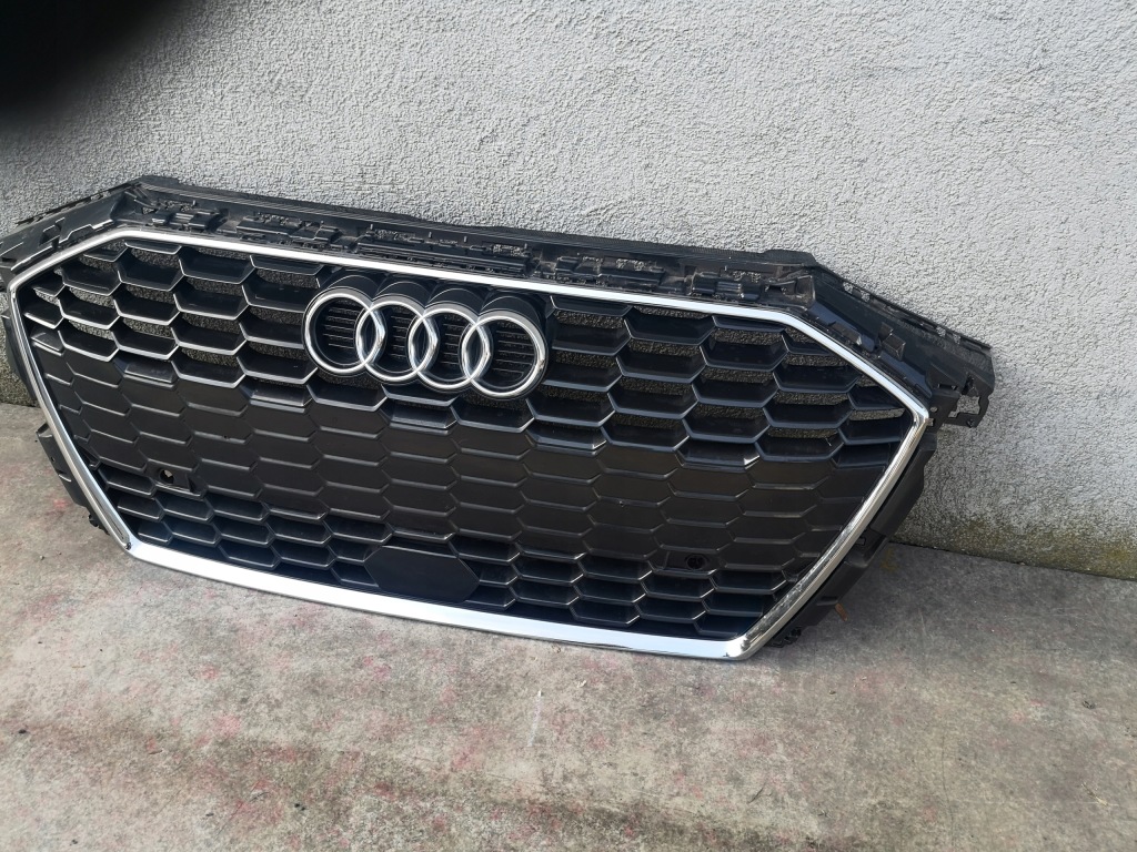 фото №4, Audi a3 8y0 20- 2020- решётка радиатора решётка радиатора хром блеск эмблема