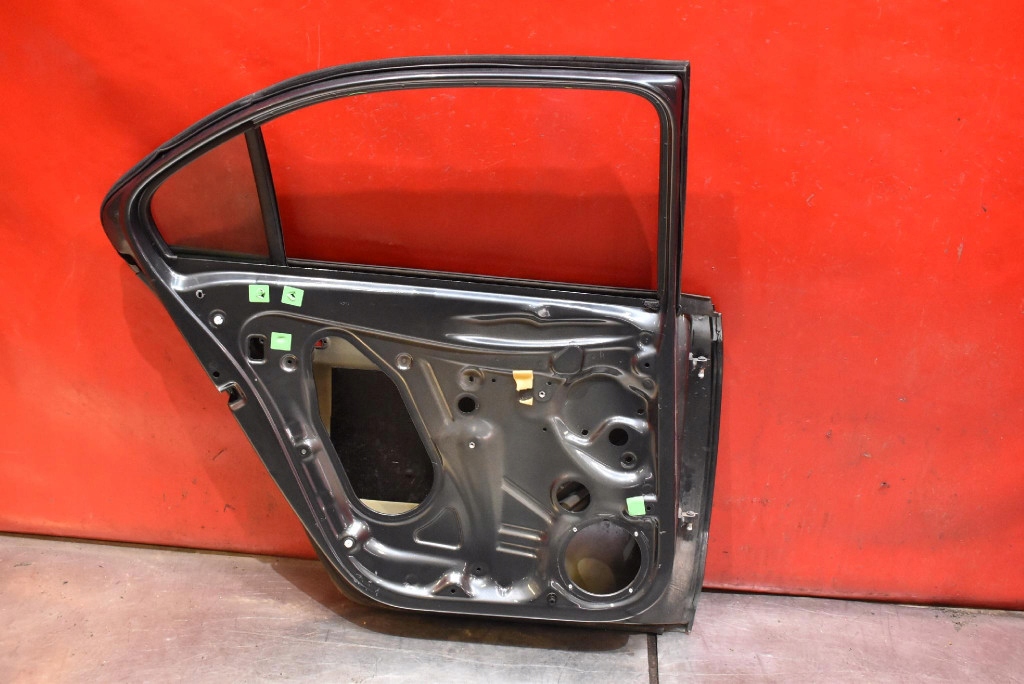 фото №13, Двері ліва задня задні сірі skoda rapid 1 i 5d hb 12-17