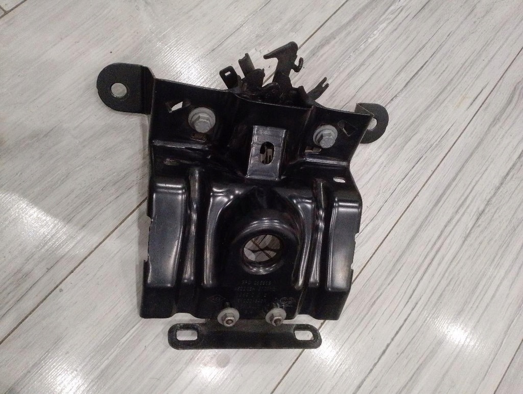 фото №1, Кронштейн кронштейн замка поперечина renault clio v 612001843r