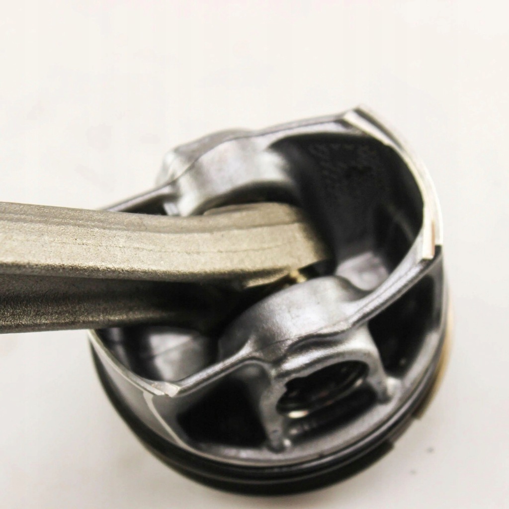 фото №5, Bmw 3 g20 g21 2019 поршень