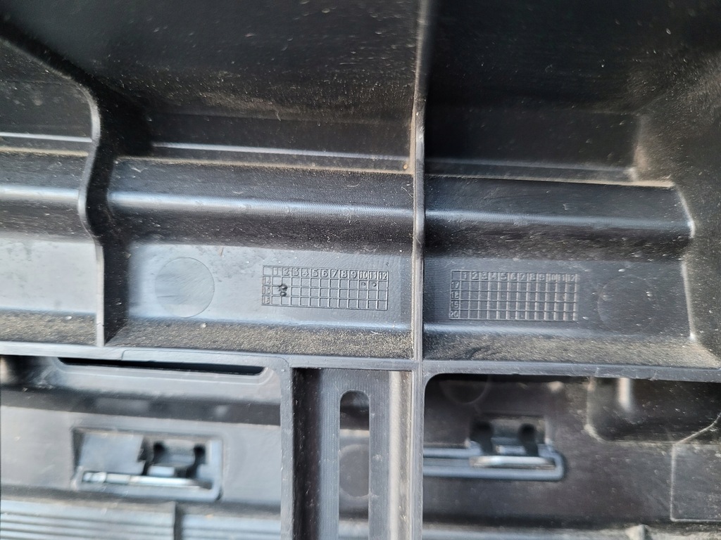 фото №14, Suzuki vitara 15-18 2015-2018 решітка радіатора решітка радіатора перед