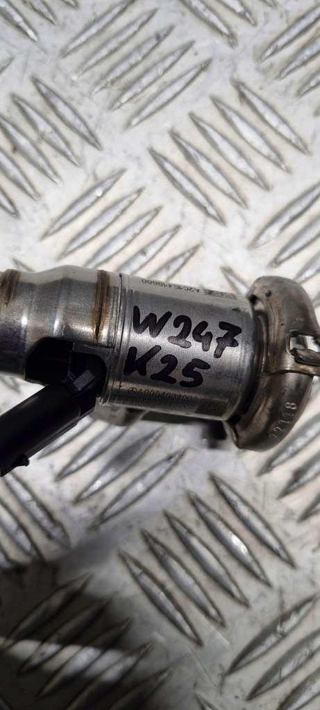фото №12, Mercedes w247 h247 gla форсунка инжектор adblue a0004904000