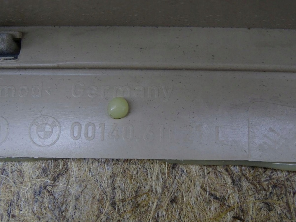 Bmw 7 f01 08-15 обшивка обивка дверь левый задний  серая кожа 0014061121 в Украине