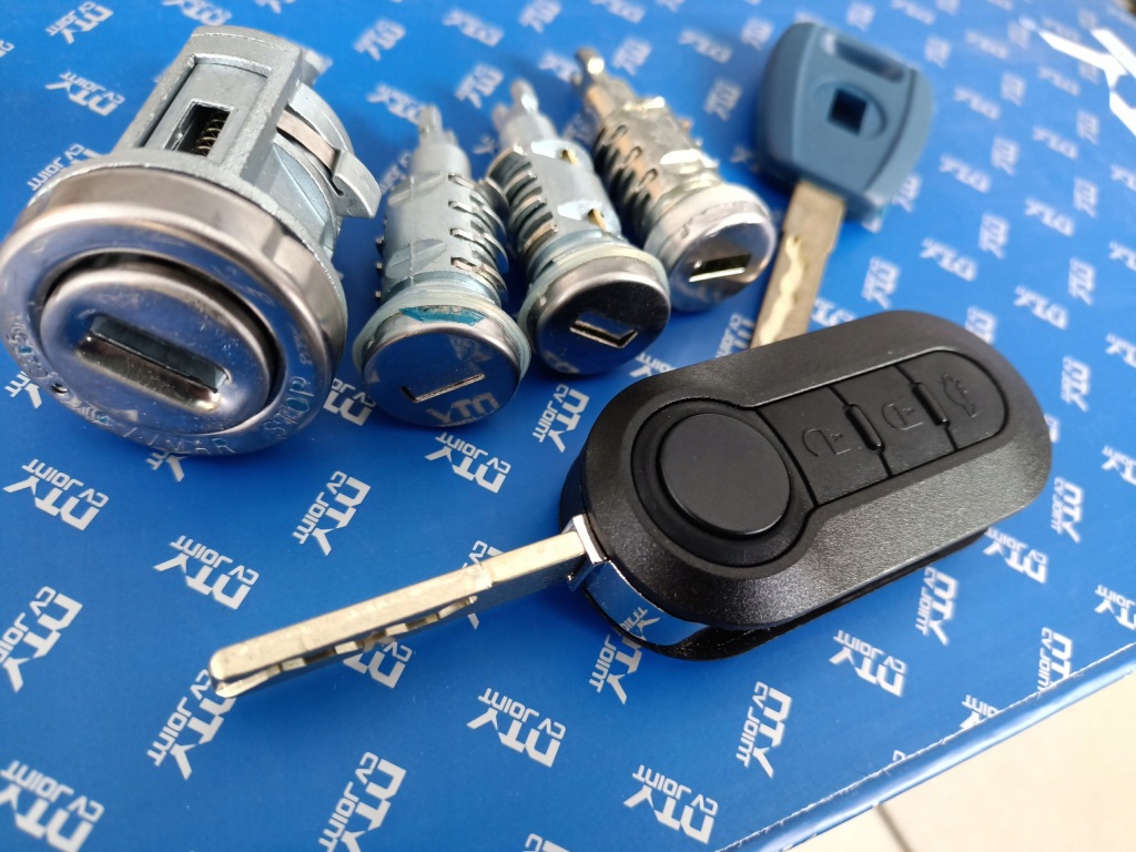 4 вкладыши замки дверь замок зажигания fiat ducato 2006- Киев