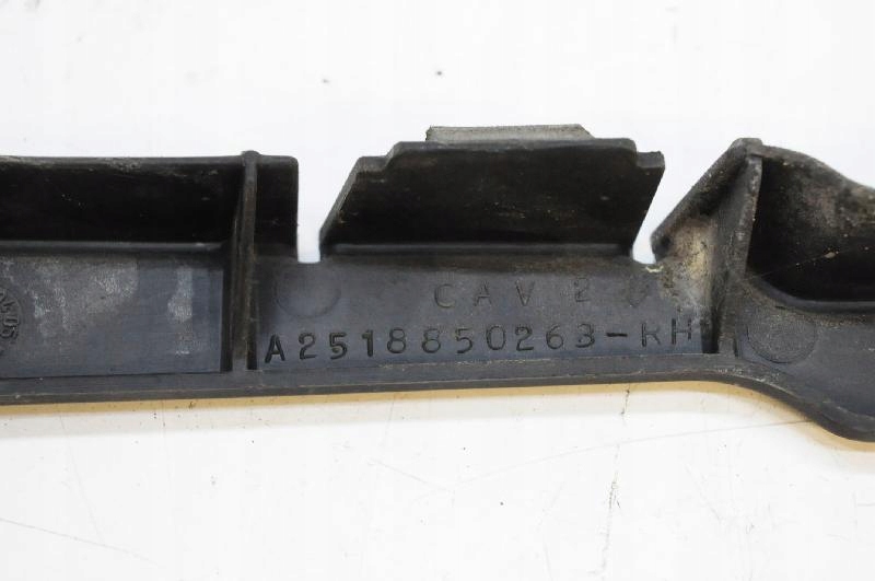 фото №3, Mercedes r320 cdi w251 2007 rhd кронштейн крепёжный бампера заднего правая stro