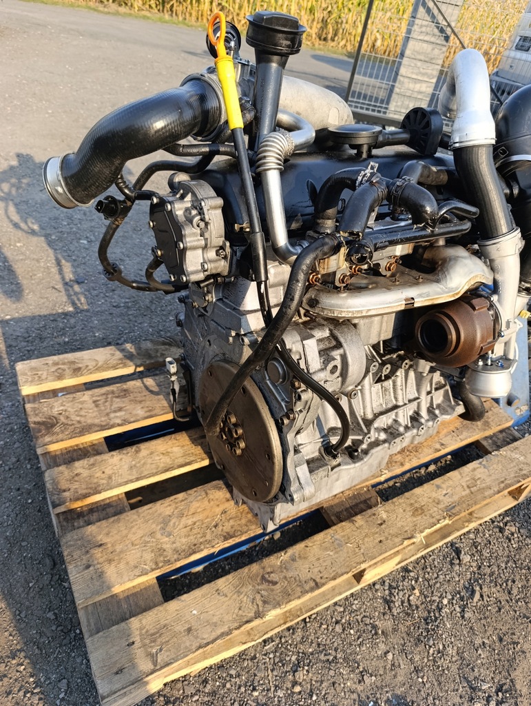 фото №7, Vw t5 двигатель kompletny 2.5 tdi axd 130km пробег 168 tys.